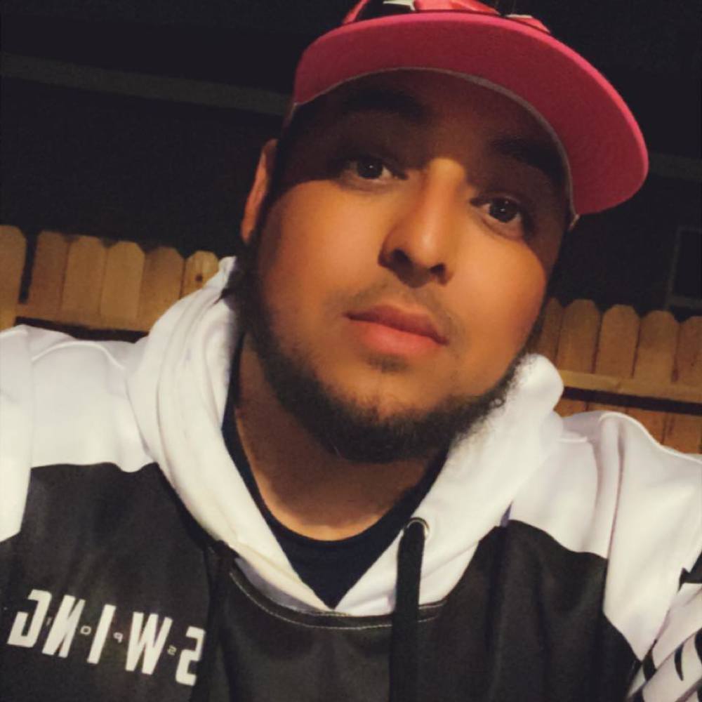 Meet your Posher, Christopher